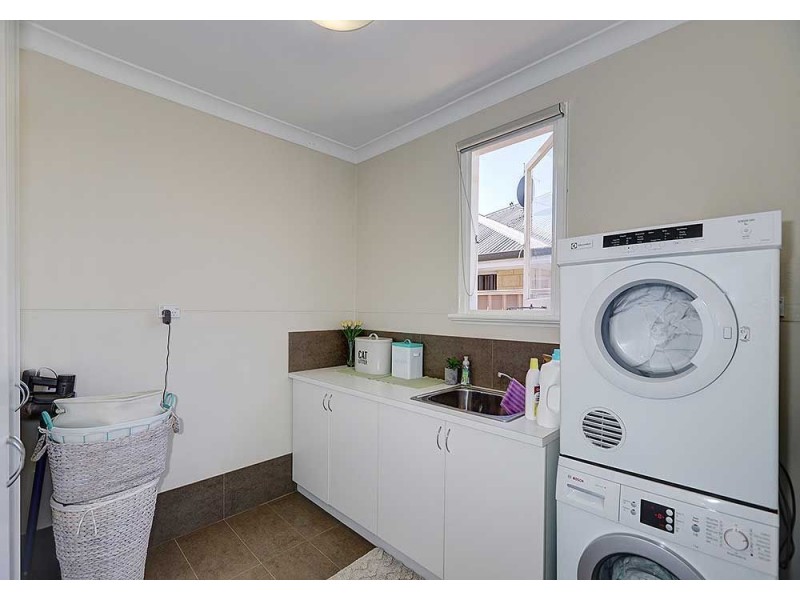 3/6 Jeanhulley Road, High Wycombe WA 6057
