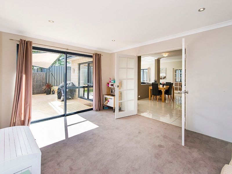 6 Witney Close, High Wycombe WA 6057