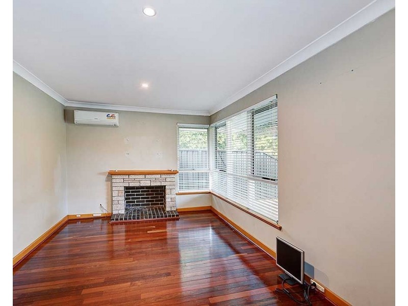 18 Macao Road, High Wycombe WA 6057