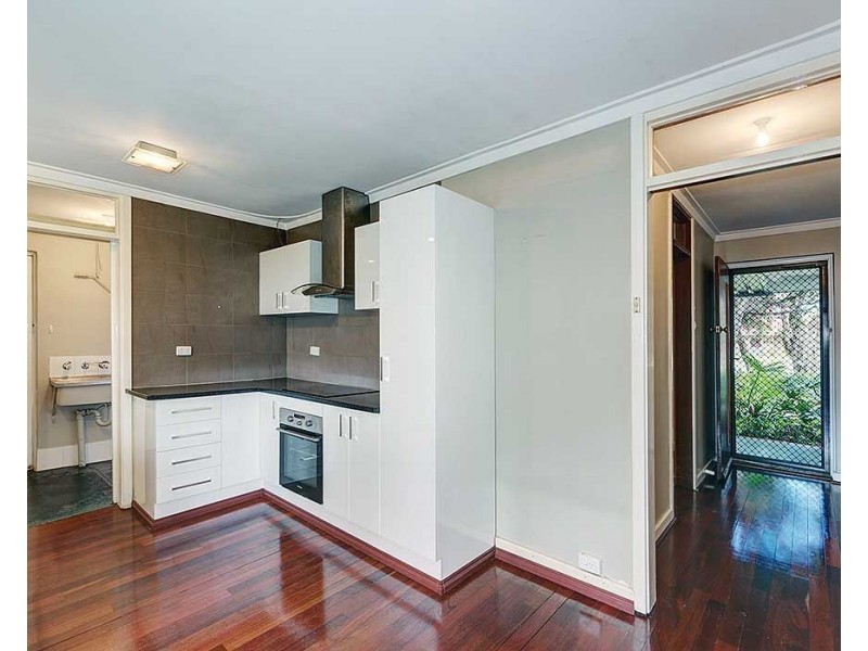 18 Macao Road, High Wycombe WA 6057