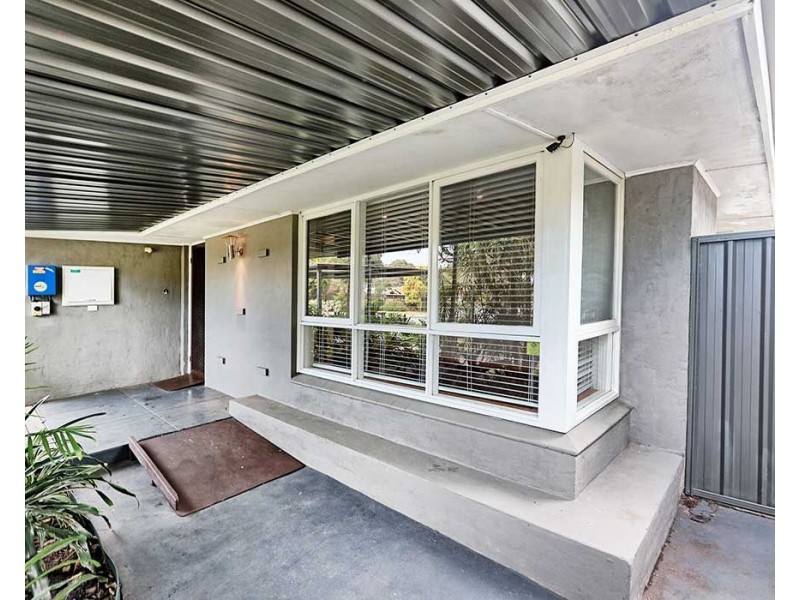 18 Macao Road, High Wycombe WA 6057