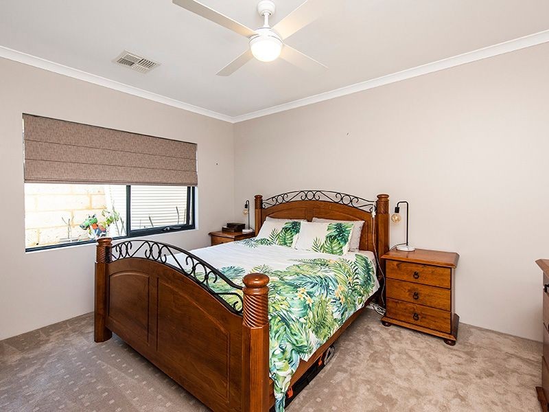 14 Cupello Drive, Swan View WA 6056