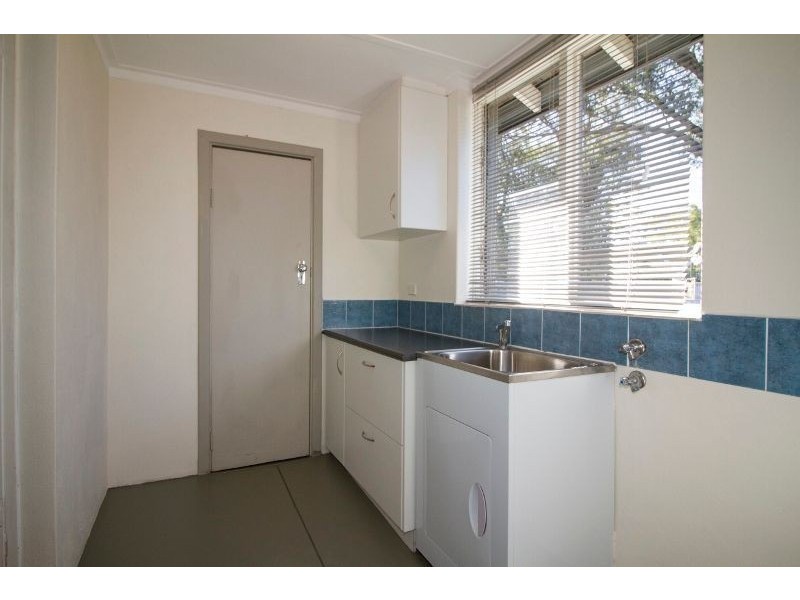 23 Mudalla Way, Koongamia WA 6056