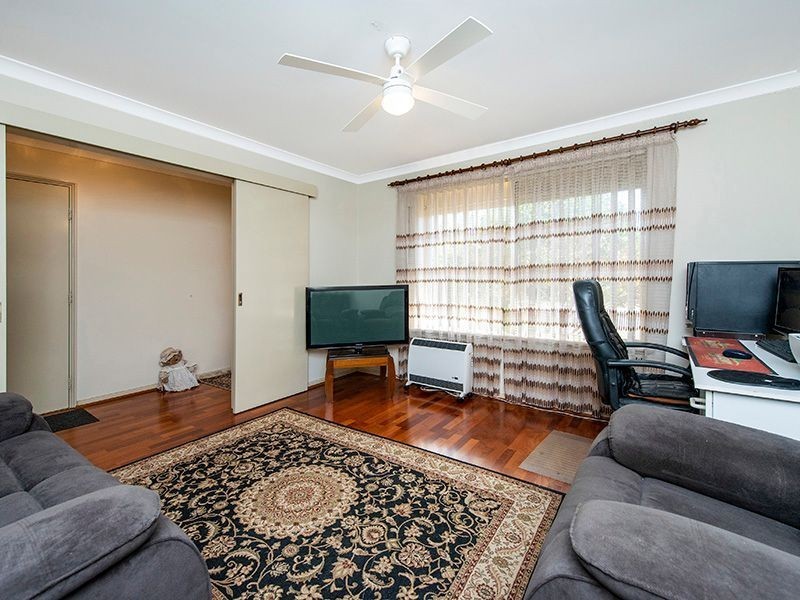 42 Macao Road, High Wycombe WA 6057