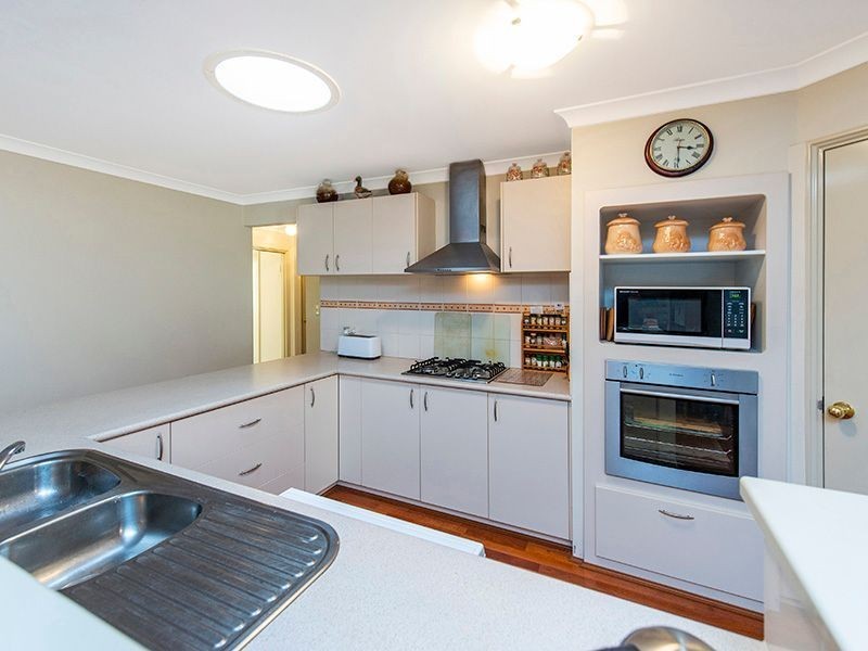 42 Macao Road, High Wycombe WA 6057