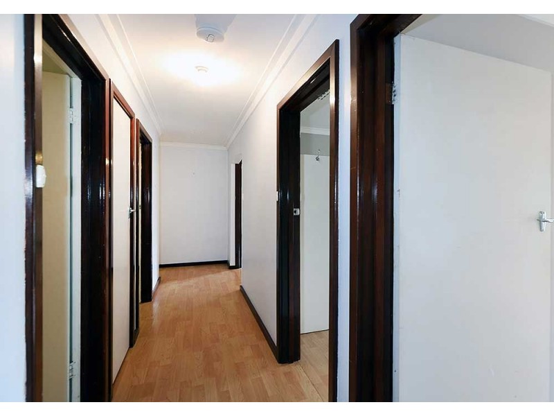 4 Bandalong Way, High Wycombe WA 6057