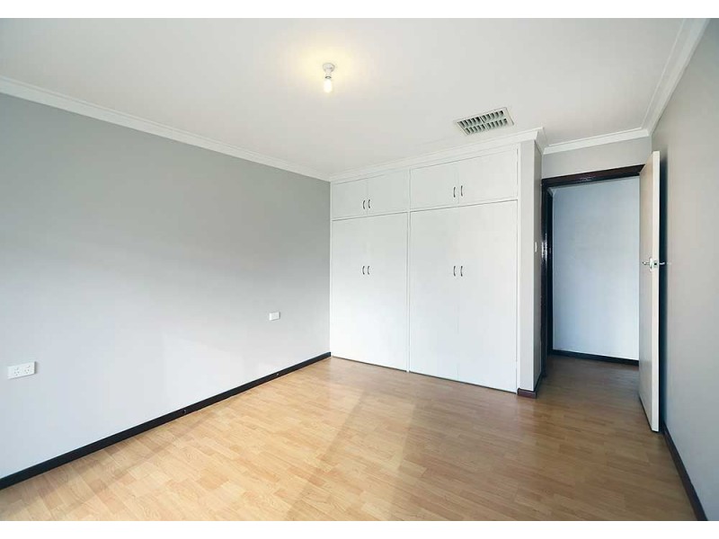 4 Bandalong Way, High Wycombe WA 6057