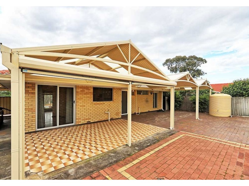 4 Bandalong Way, High Wycombe WA 6057