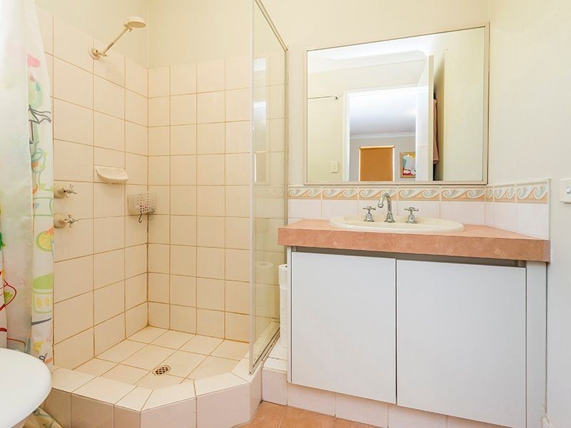 26 Hawkevale Road, High Wycombe WA 6057