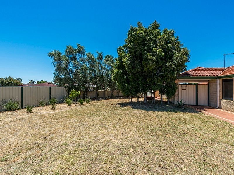 26 Hawkevale Road, High Wycombe WA 6057