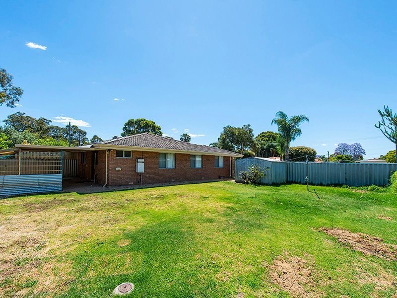 1B Ilford Place, Thornlie WA 6108
