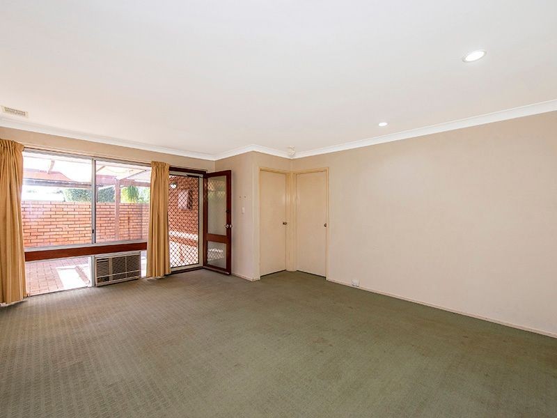 1B Ilford Place, Thornlie WA 6108