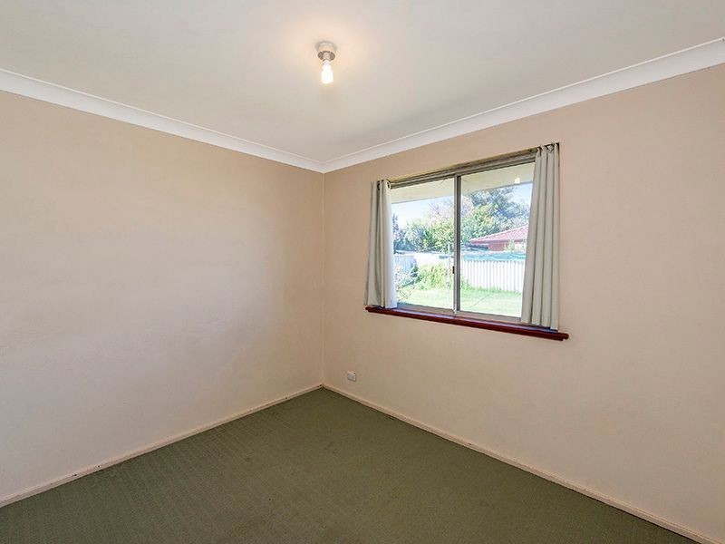 1B Ilford Place, Thornlie WA 6108