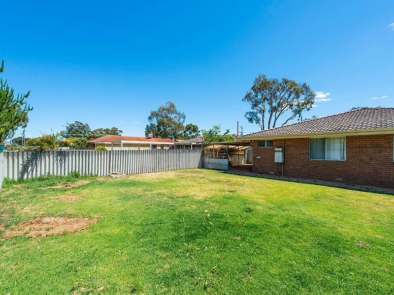 1B Ilford Place, Thornlie WA 6108