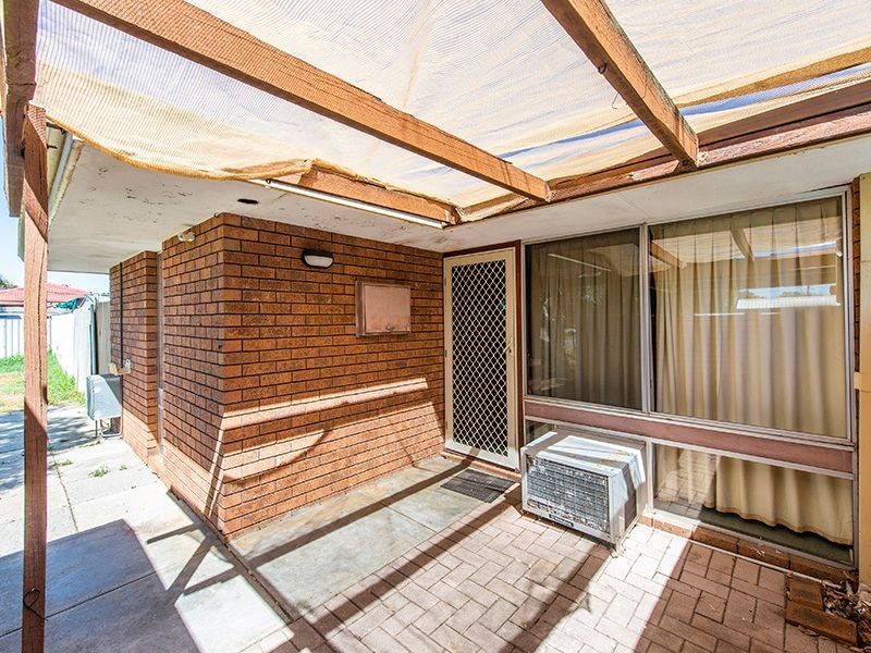 1B Ilford Place, Thornlie WA 6108