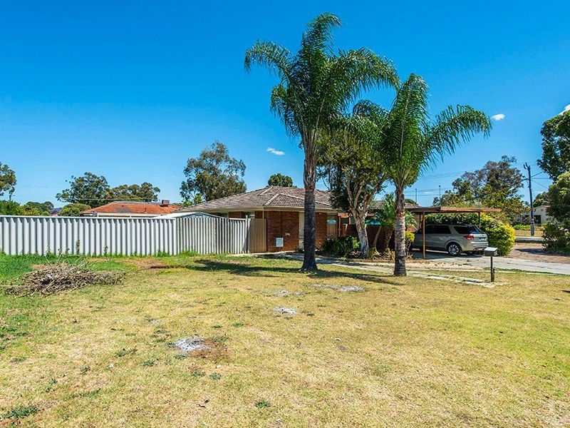 1B Ilford Place, Thornlie WA 6108