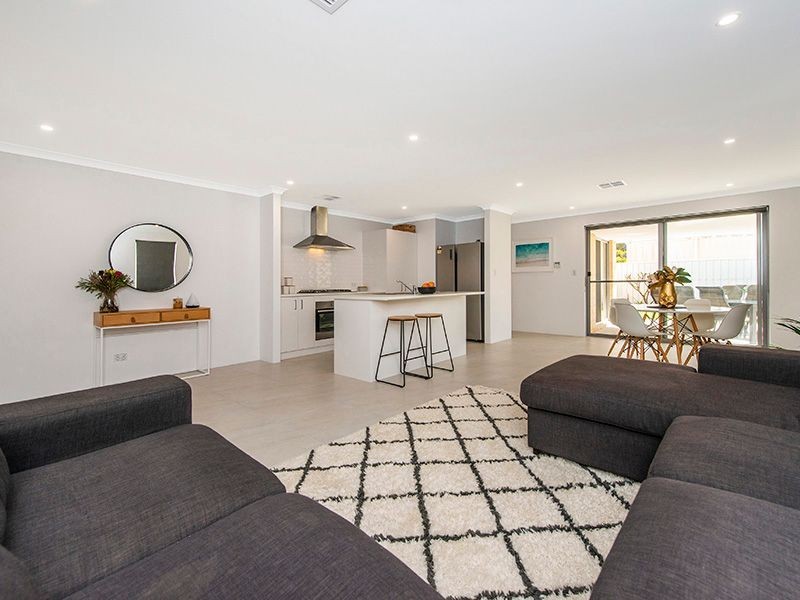 6 Netherwood Road, High Wycombe WA 6057