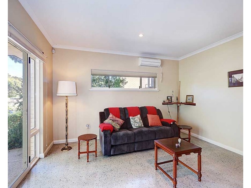 1/17 Boonooloo Road, Kalamunda WA 6076