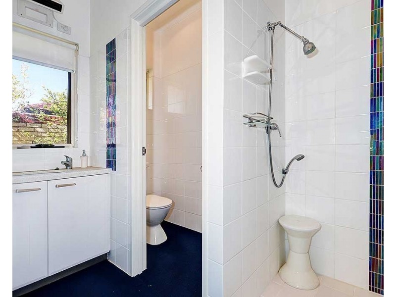 1/17 Boonooloo Road, Kalamunda WA 6076