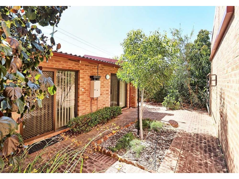 2/28 Williams Street, Kalamunda WA 6076