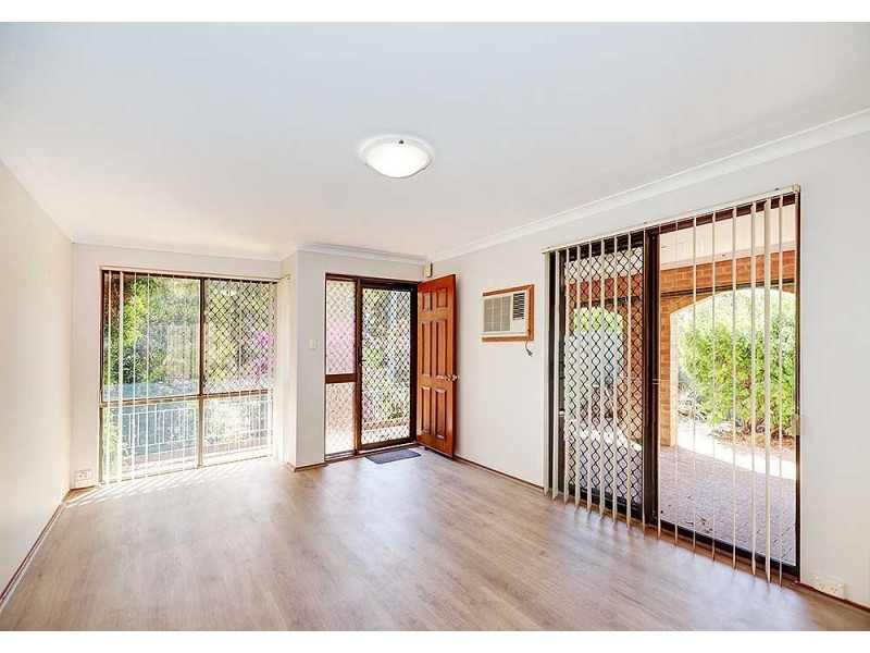 2/28 Williams Street, Kalamunda WA 6076