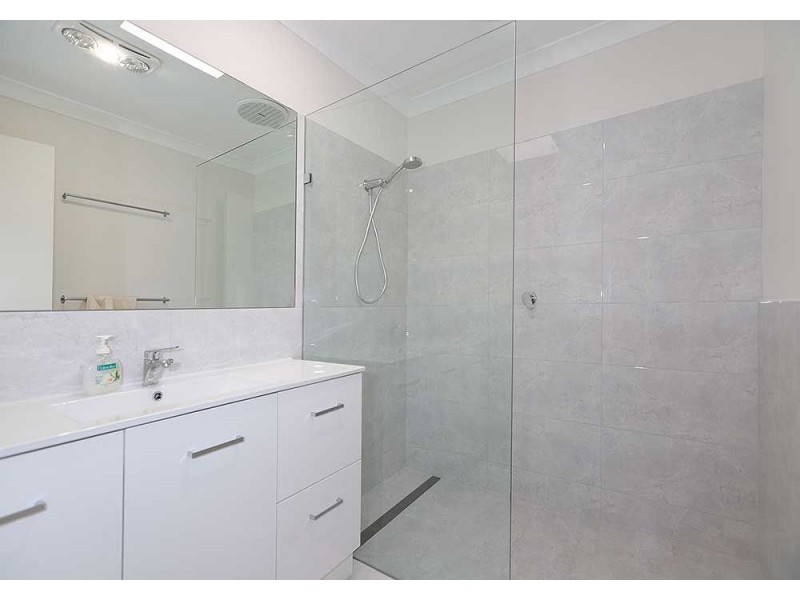 2/28 Williams Street, Kalamunda WA 6076