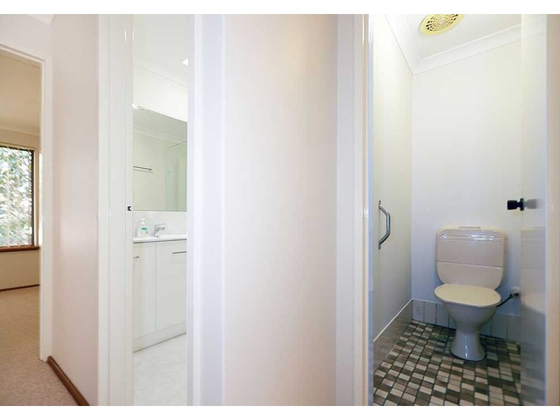 2/28 Williams Street, Kalamunda WA 6076