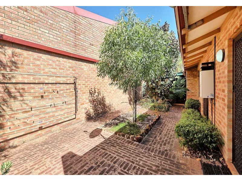 2/28 Williams Street, Kalamunda WA 6076