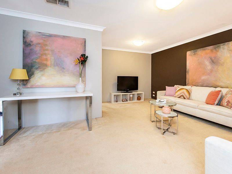 76 Palmer Crescent, High Wycombe WA 6057