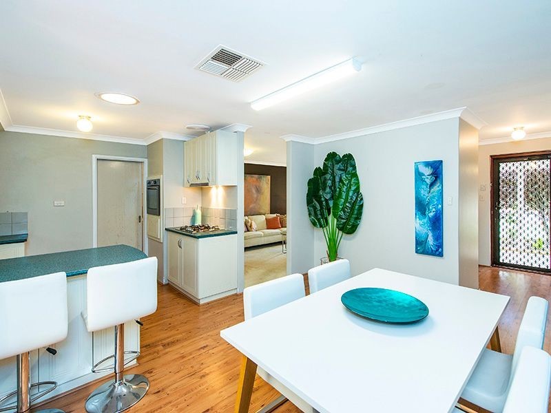 76 Palmer Crescent, High Wycombe WA 6057