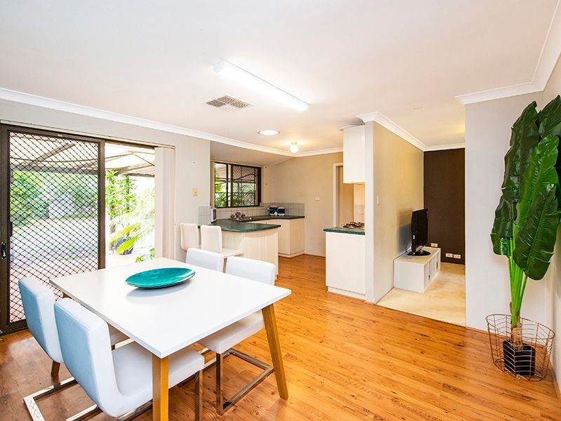 76 Palmer Crescent, High Wycombe WA 6057