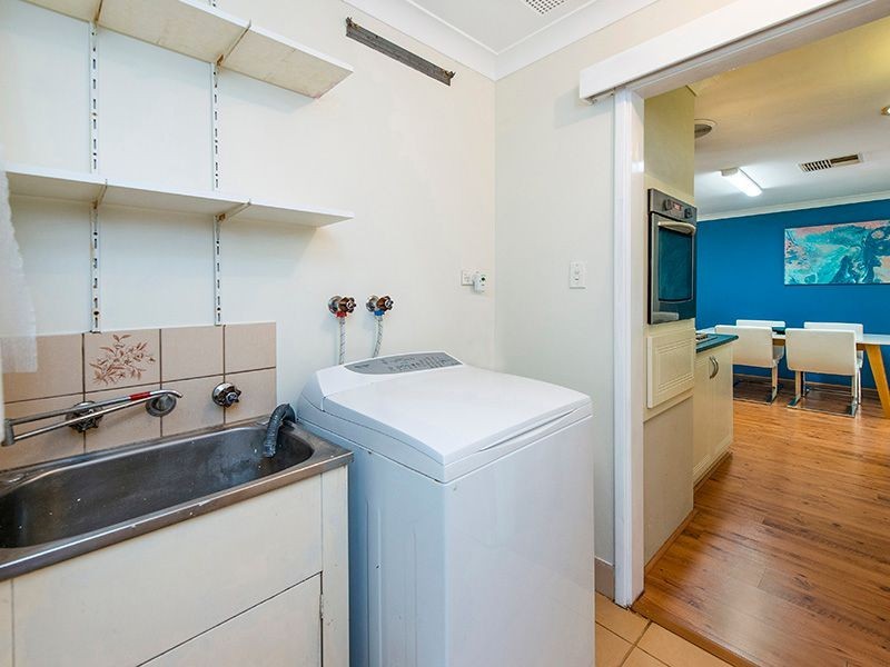 76 Palmer Crescent, High Wycombe WA 6057