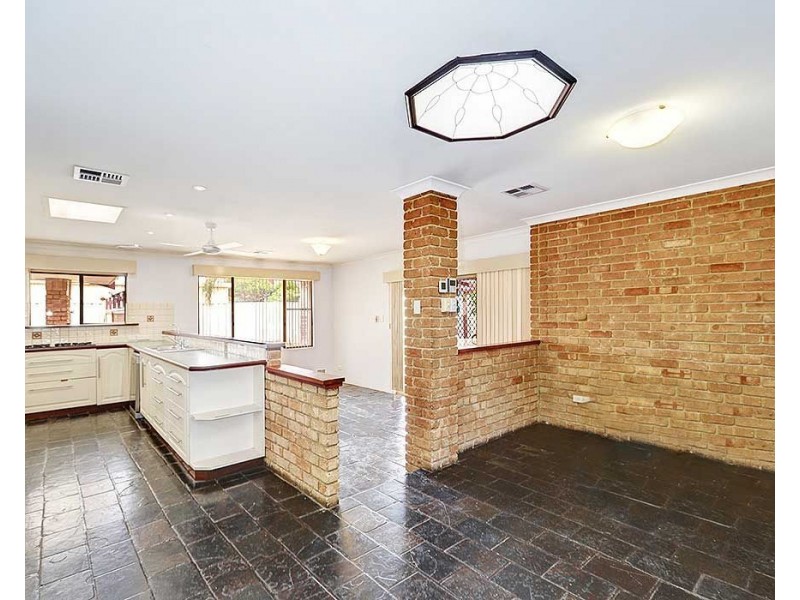 54 Sorensen Road, High Wycombe WA 6057