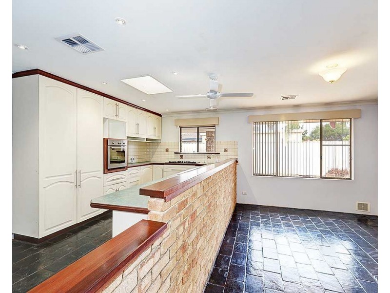 54 Sorensen Road, High Wycombe WA 6057