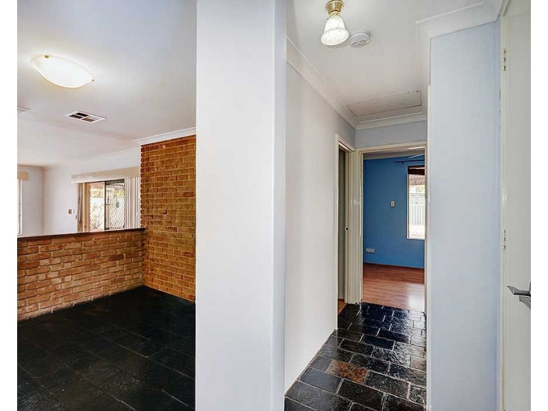 54 Sorensen Road, High Wycombe WA 6057