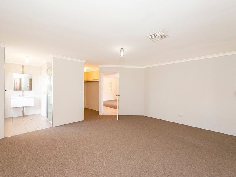 53 Buttercup Crescent, High Wycombe WA 6057