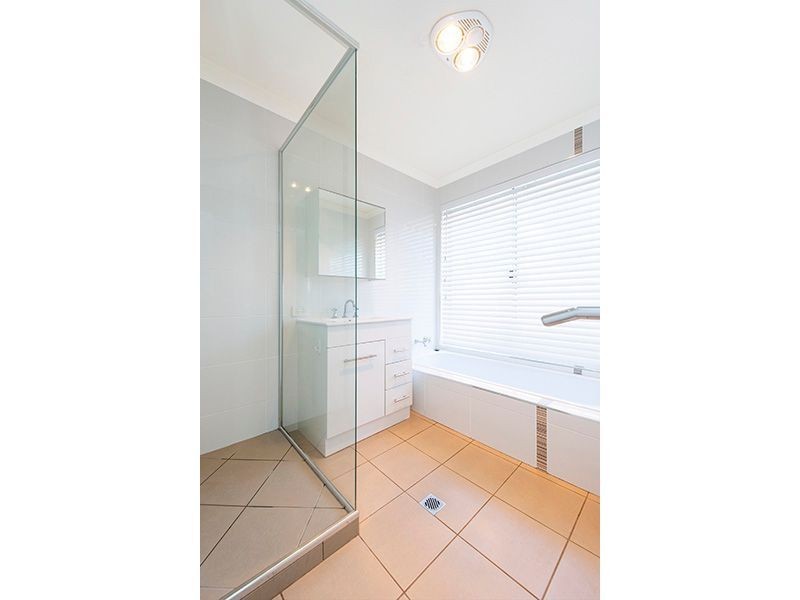 53 Buttercup Crescent, High Wycombe WA 6057