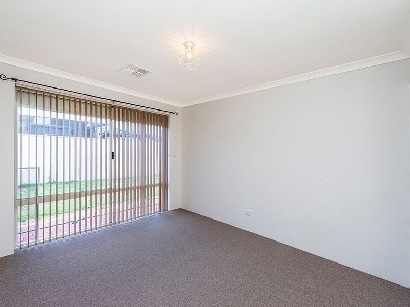 53 Buttercup Crescent, High Wycombe WA 6057