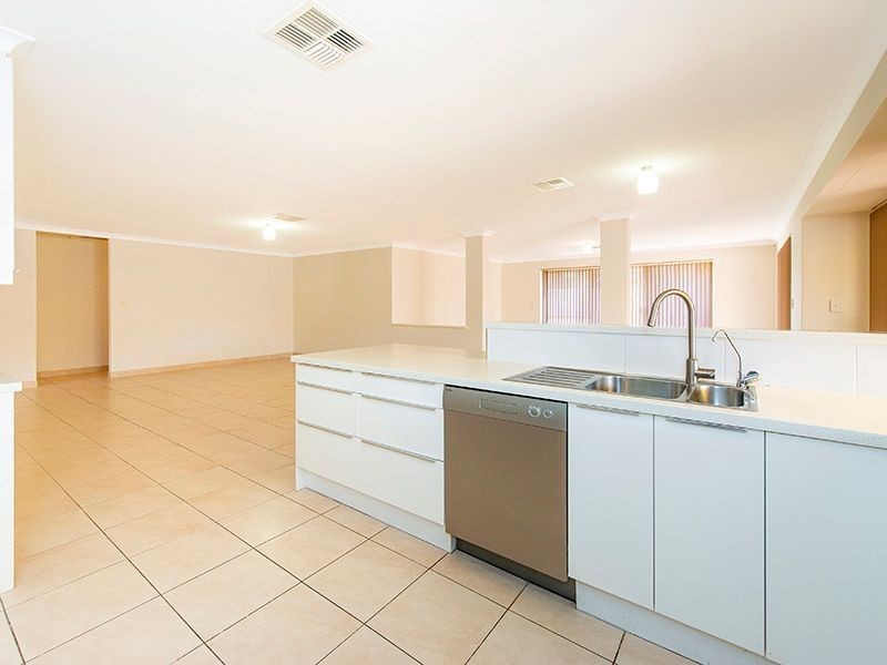 53 Buttercup Crescent, High Wycombe WA 6057