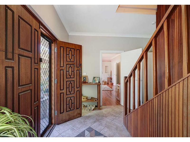 28 Carramar Drive, Kalamunda WA 6076