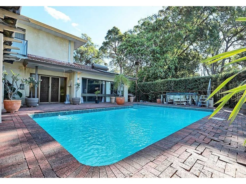 28 Carramar Drive, Kalamunda WA 6076