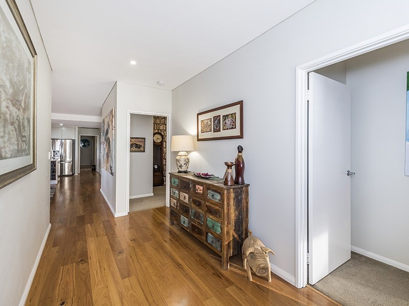 38 Ward Avenue, Greenmount WA 6056