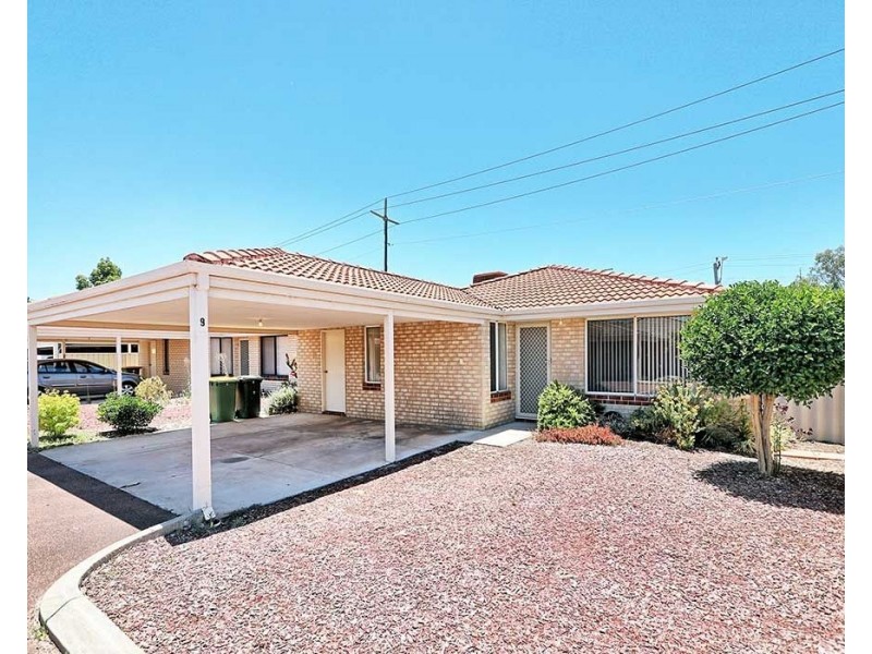9/4 Wittenoom Road, High Wycombe WA 6057