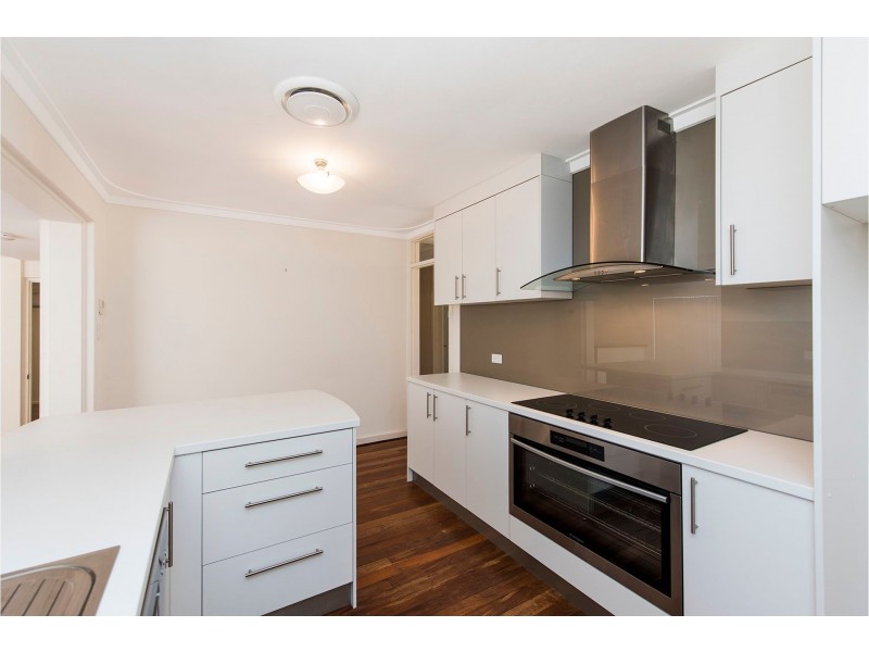 15 Murray Drive, High Wycombe WA 6057