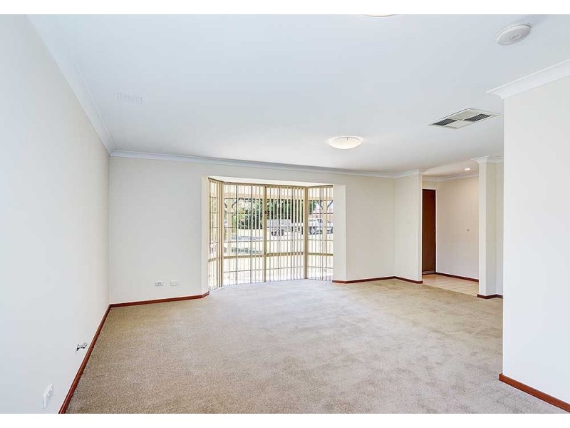 2 Petilia Court, High Wycombe WA 6057