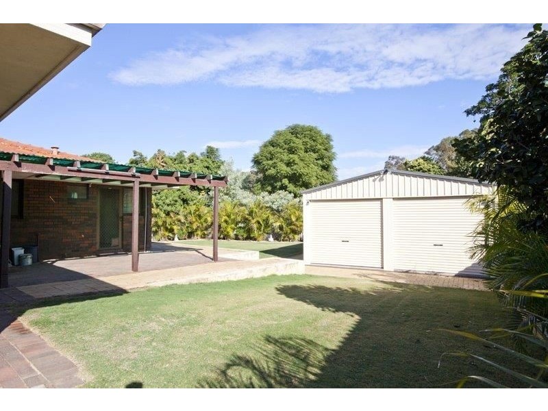 6 Range Court, High Wycombe WA 6057