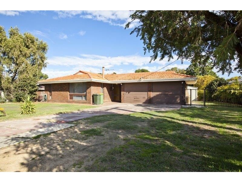 6 Range Court, High Wycombe WA 6057