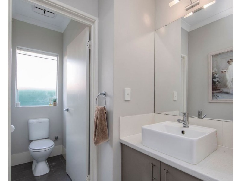 6 Tyler Mews, Forrestfield WA 6058