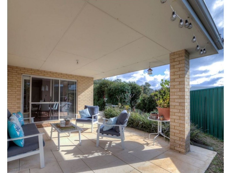 6 Tyler Mews, Forrestfield WA 6058