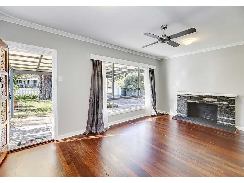 12 Stevens Road, High Wycombe WA 6057